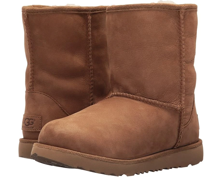UGG Kids Classic Short II Waterproof (Little Kid/Big Kid) 1 UGG Kids Classic Short II Waterproof (Little Kid/Big Kid)